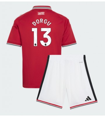 Manchester United Patrick Dorgu #13 Hjemmebanetrøje Børn 2026-27 Kortærmet (+ Korte bukser)